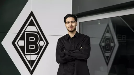 Celutakan Kocak Warganet Setelah Kevin Diks Bergabung di Borussia!